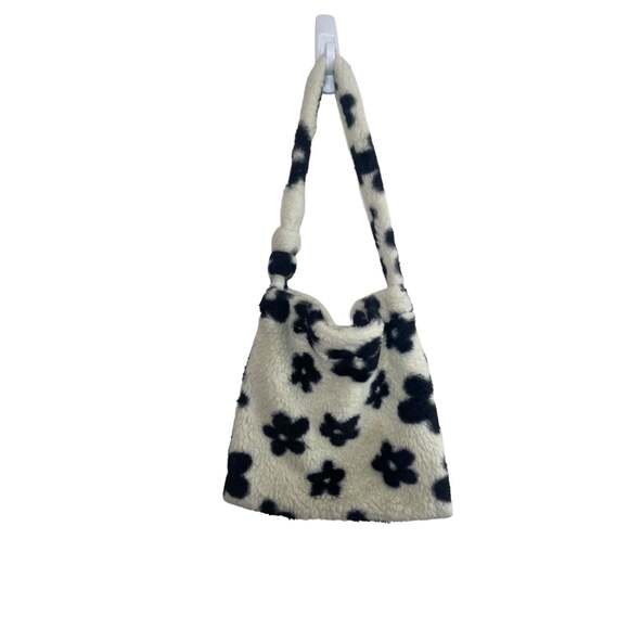 y2k fluffy hobo bag white and black daisys - Picture 3 of 9
